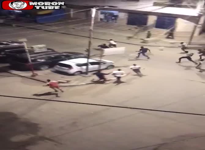 Video :After losing a soccer match to the Ivorians, the Senegalese assault them